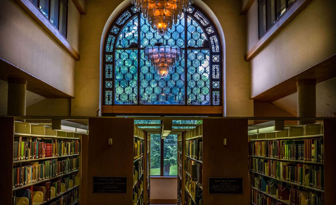 Early image of library building at CHC