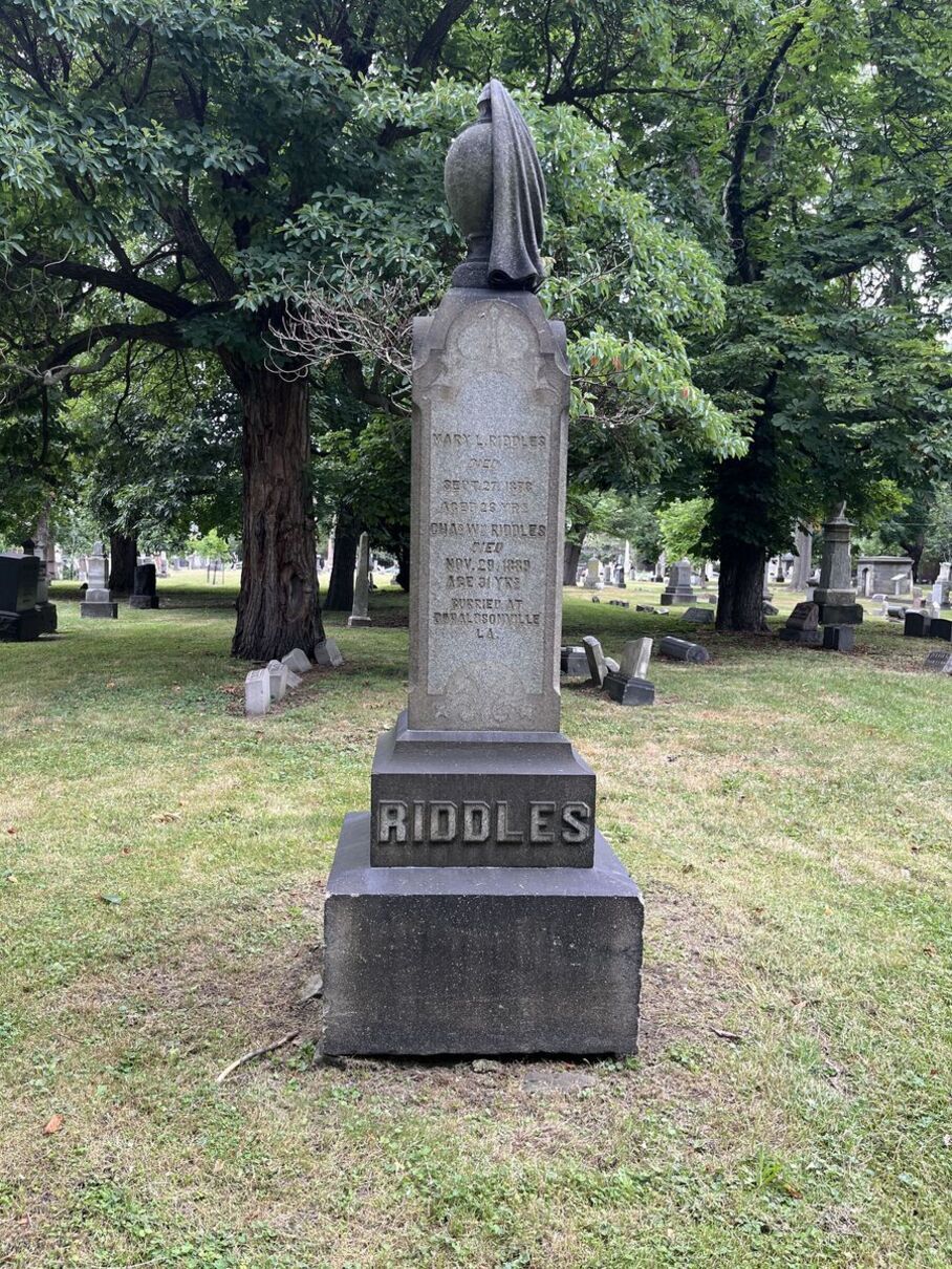 Monroestreetgravestone